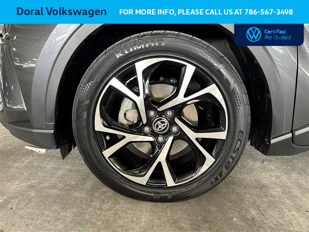 Thumbnail: 2020 Toyota C-HR - 10