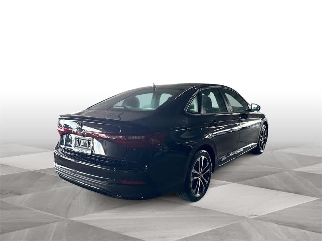 Thumbnail: 2025 Volkswagen Jetta - 8
