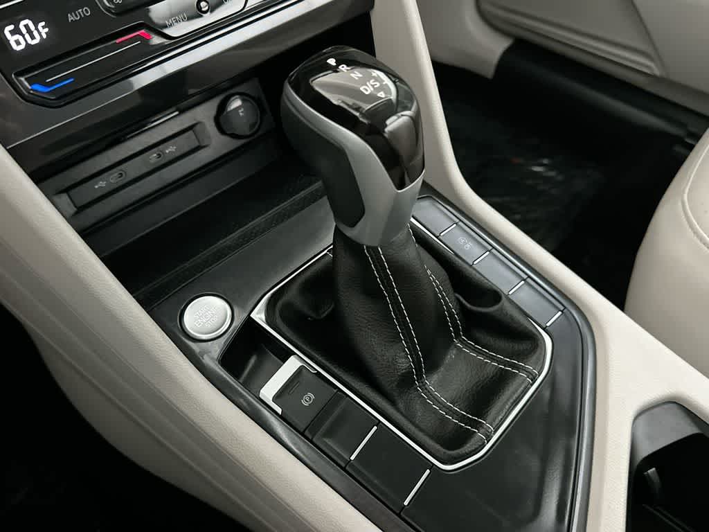 Thumbnail: 2024 Volkswagen Tiguan - 21
