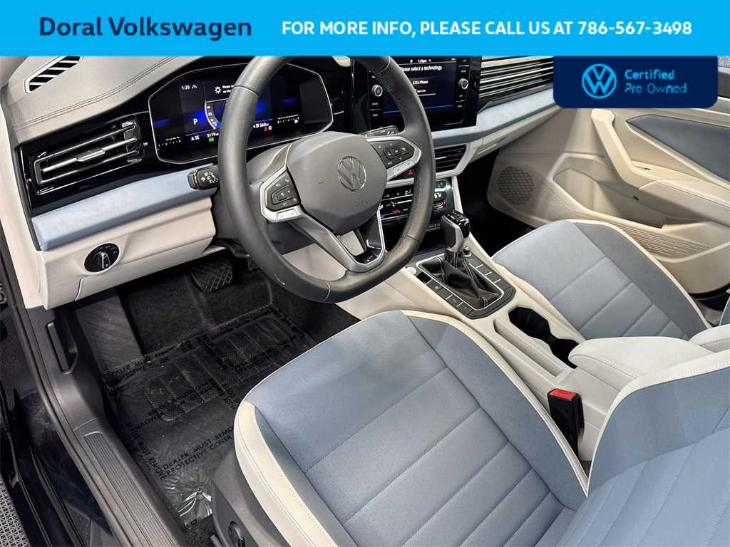 Thumbnail: 2025 Volkswagen Jetta - 13