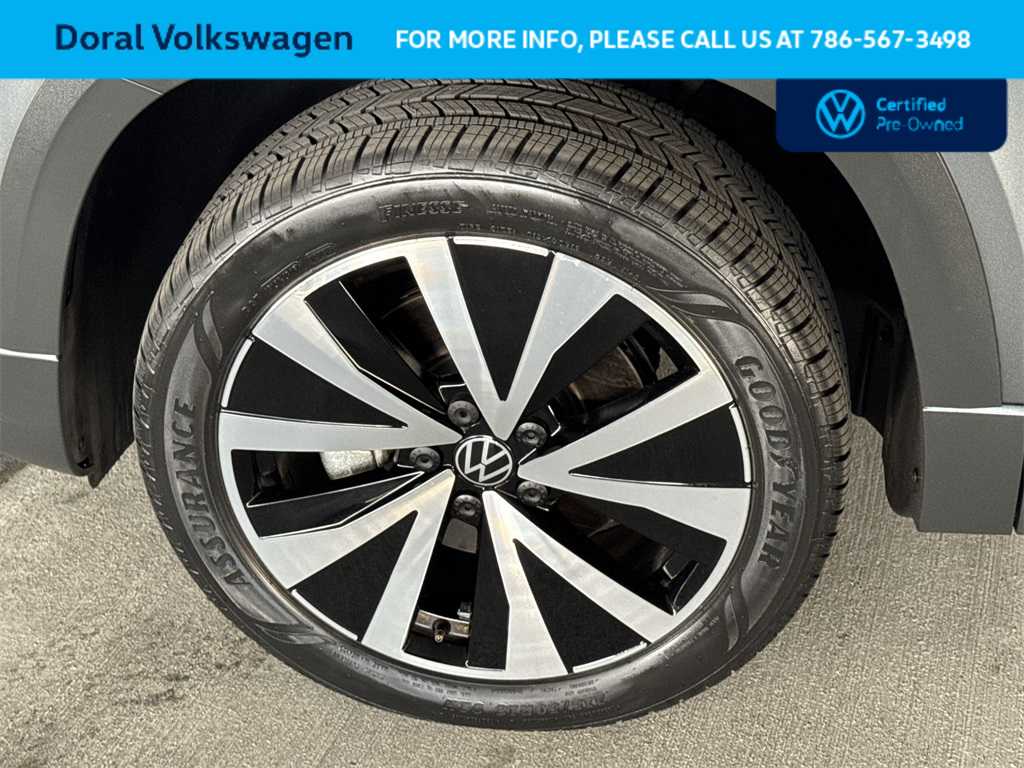 Thumbnail: 2022 Volkswagen Taos - 11