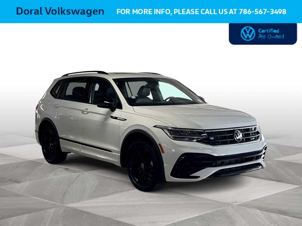 Thumbnail: 2022 Volkswagen Tiguan - 1