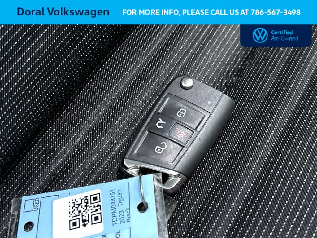 Thumbnail: 2023 Volkswagen Tiguan - 28