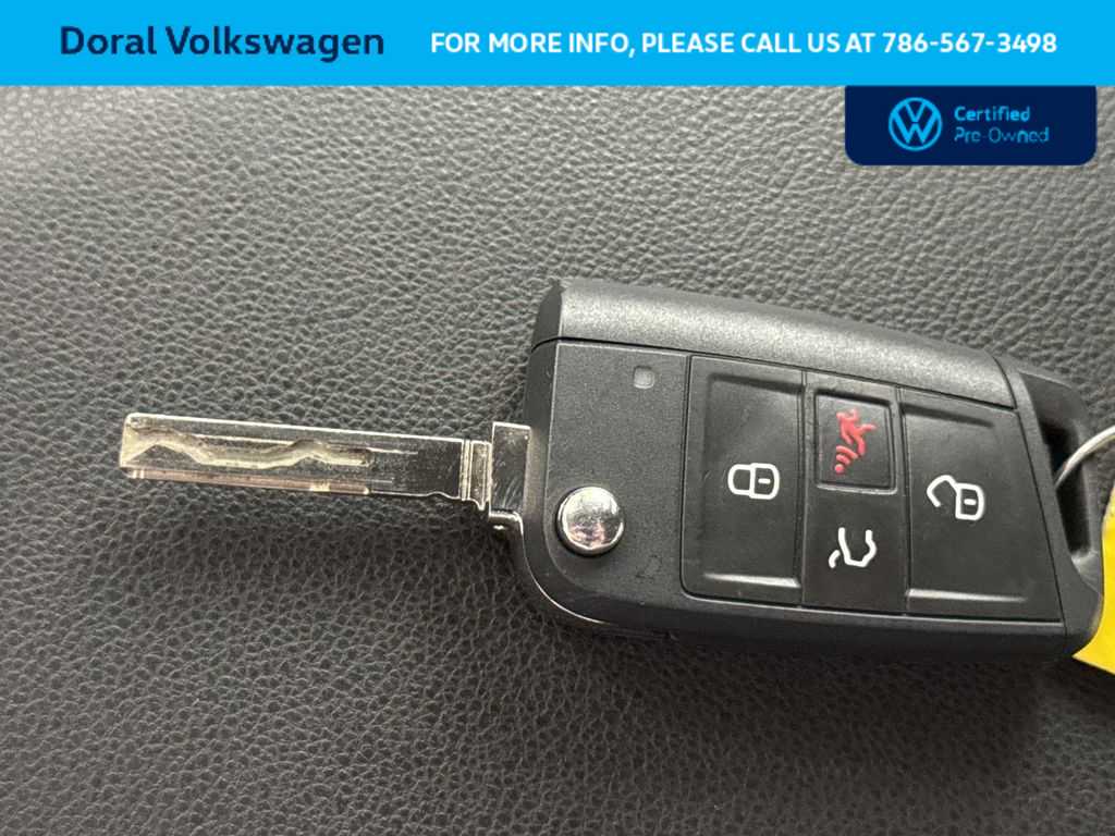 Thumbnail: 2025 Volkswagen Jetta - 28