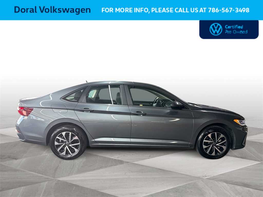 Thumbnail: 2025 Volkswagen Jetta - 9