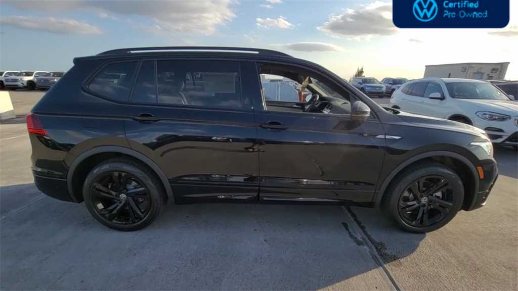 Thumbnail: 2023 Volkswagen Tiguan - 2