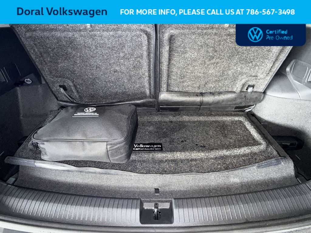 Thumbnail: 2023 Volkswagen Tiguan - 25