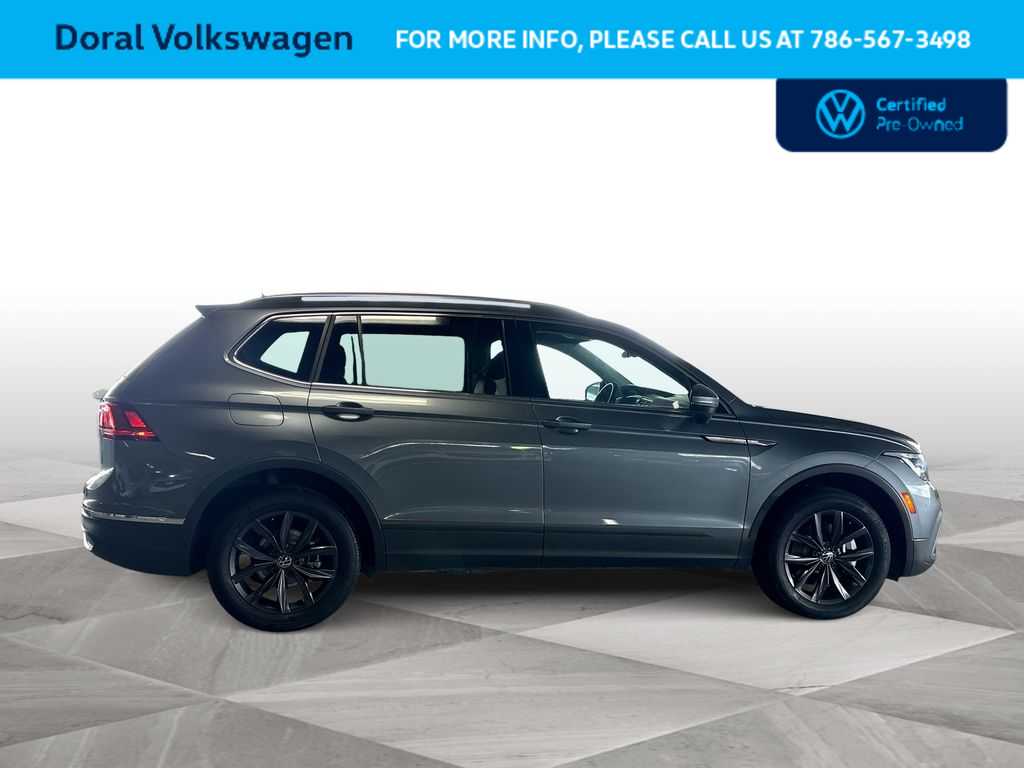 Thumbnail: 2023 Volkswagen Tiguan - 9