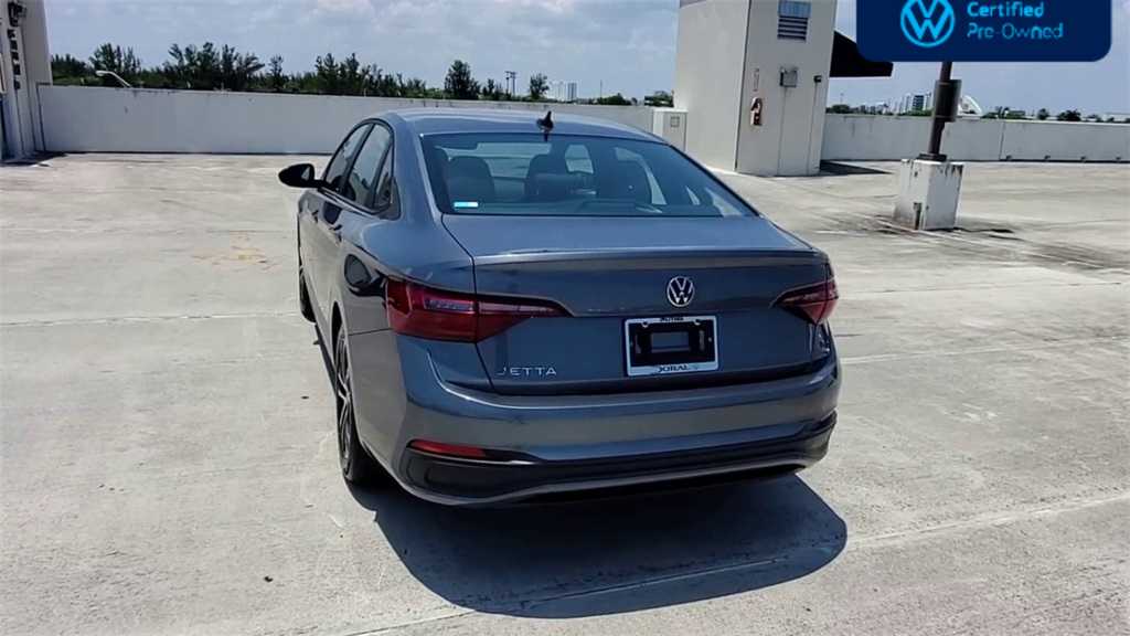 Thumbnail: 2023 Volkswagen Jetta - 7