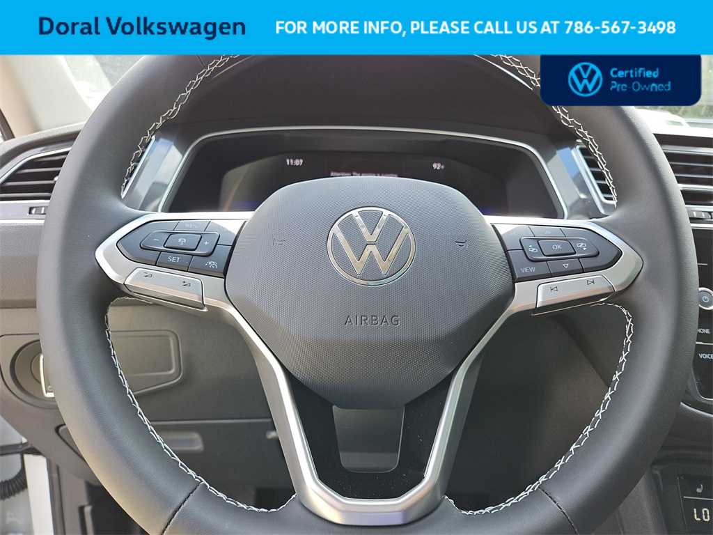 Thumbnail: 2024 Volkswagen Tiguan - 21