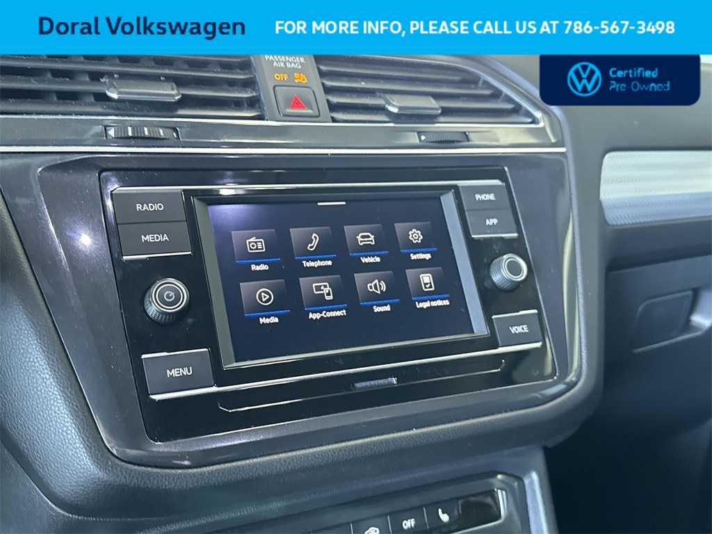 Thumbnail: 2023 Volkswagen Tiguan - 18