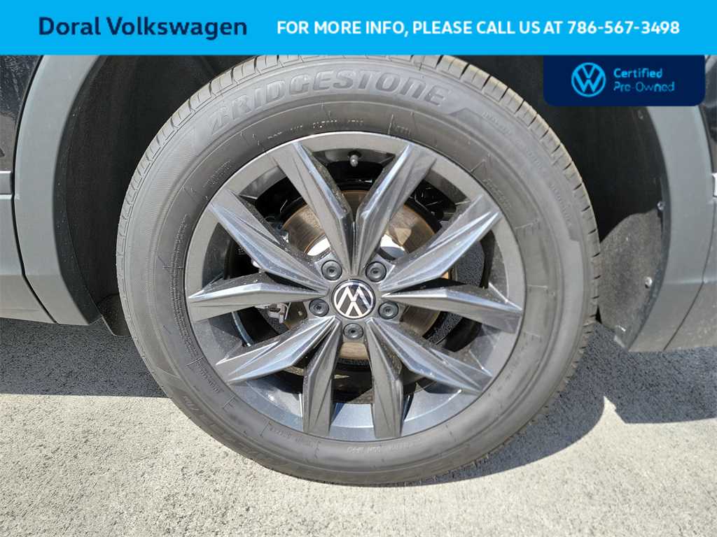 2023 Volkswagen Tiguan SE 17