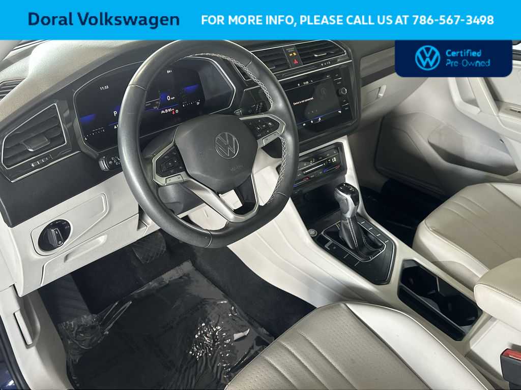 Thumbnail: 2023 Volkswagen Tiguan - 13