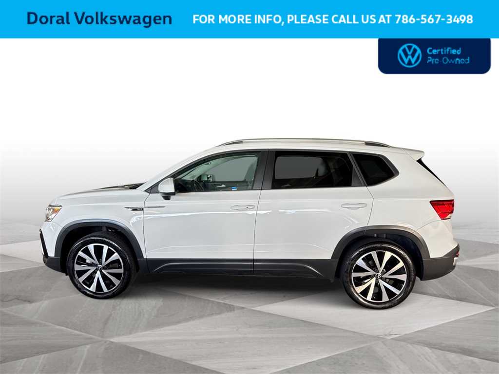 Thumbnail: 2022 Volkswagen Taos - 5