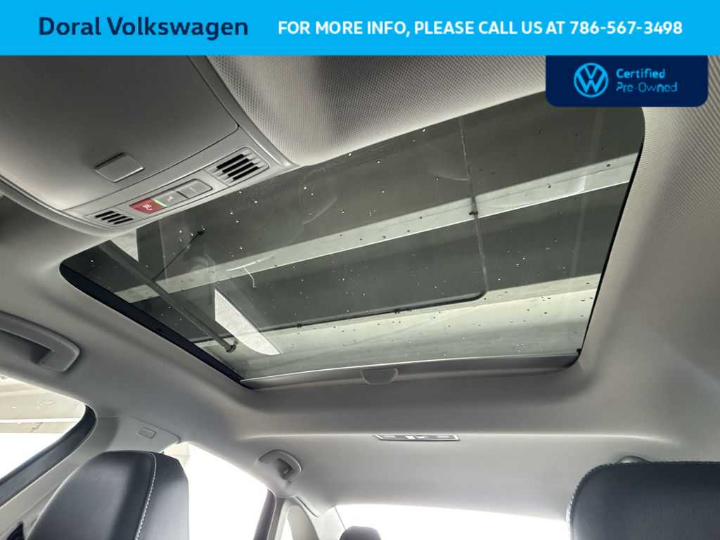 2025 Volkswagen Jetta SE - Photo 17