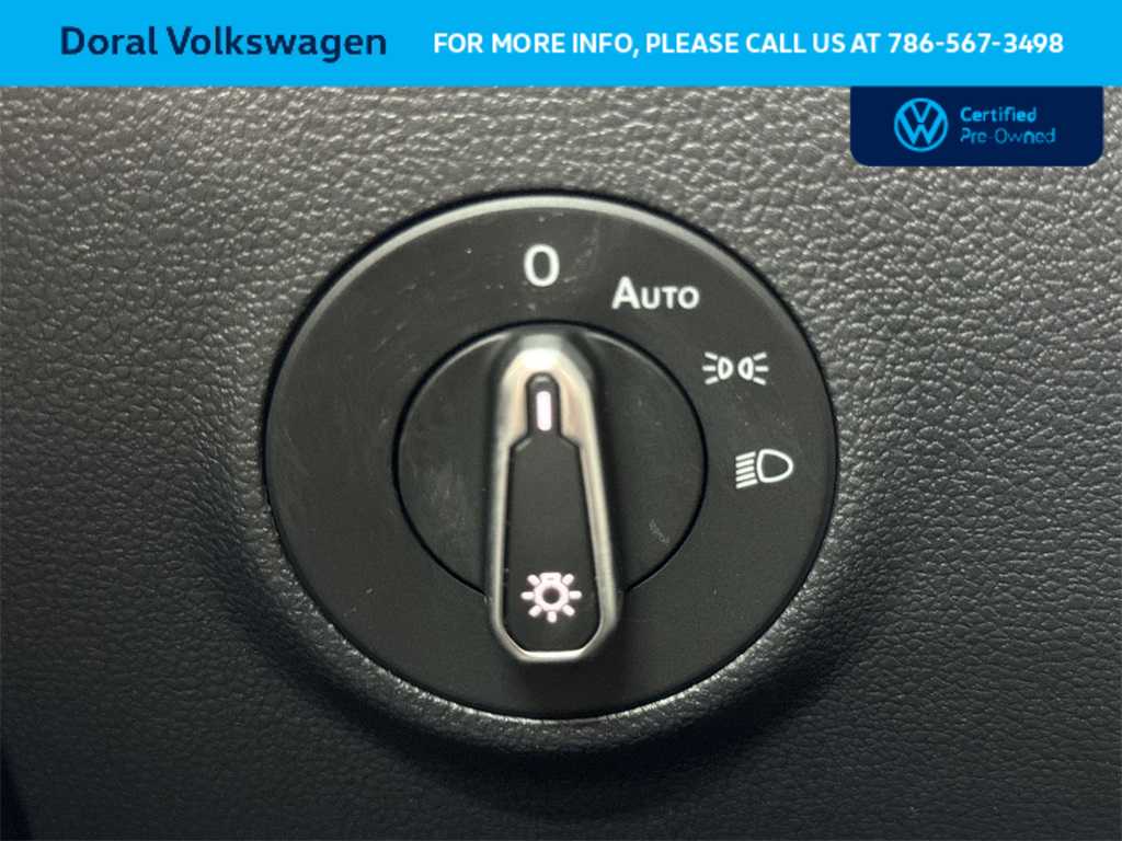 Thumbnail: 2025 Volkswagen Taos - 23