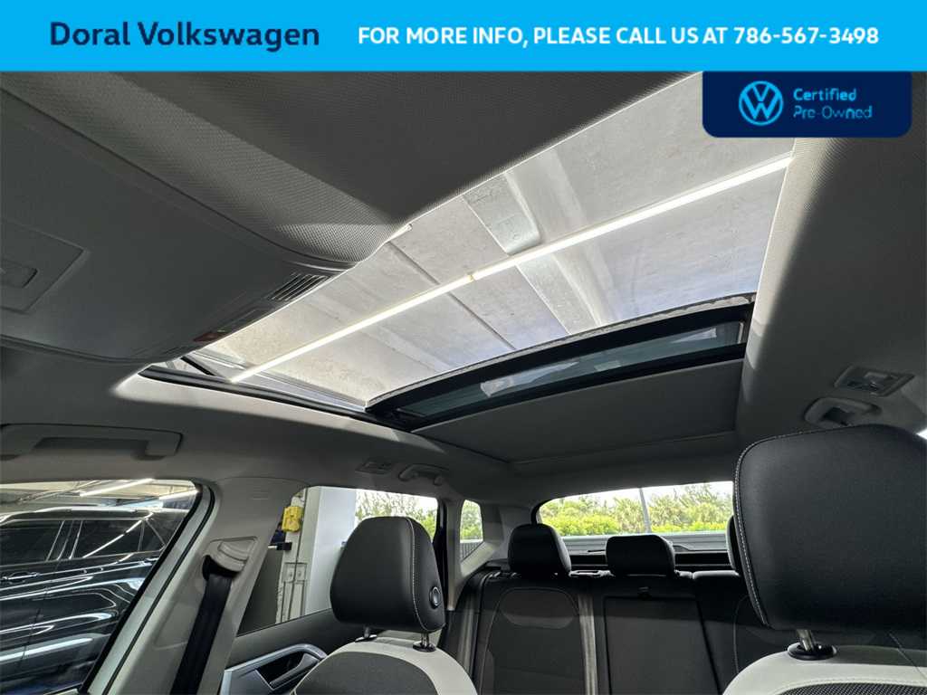 Thumbnail: 2025 Volkswagen Taos - 17