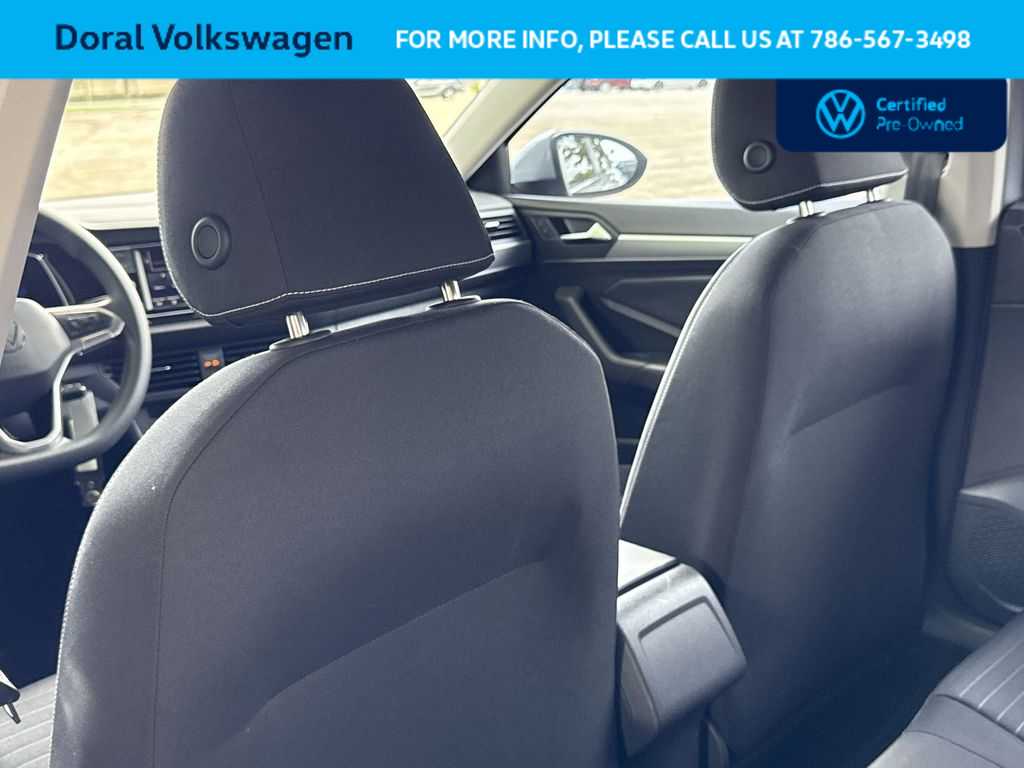 Thumbnail: 2023 Volkswagen Jetta - 23