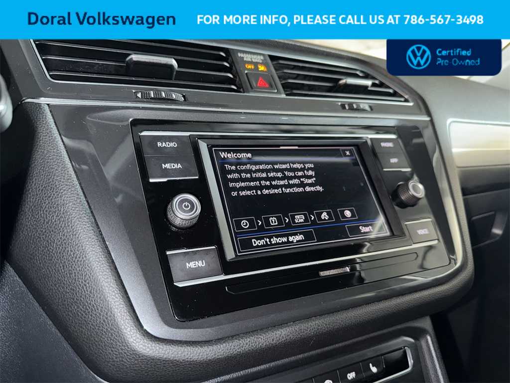 Thumbnail: 2022 Volkswagen Tiguan - 19