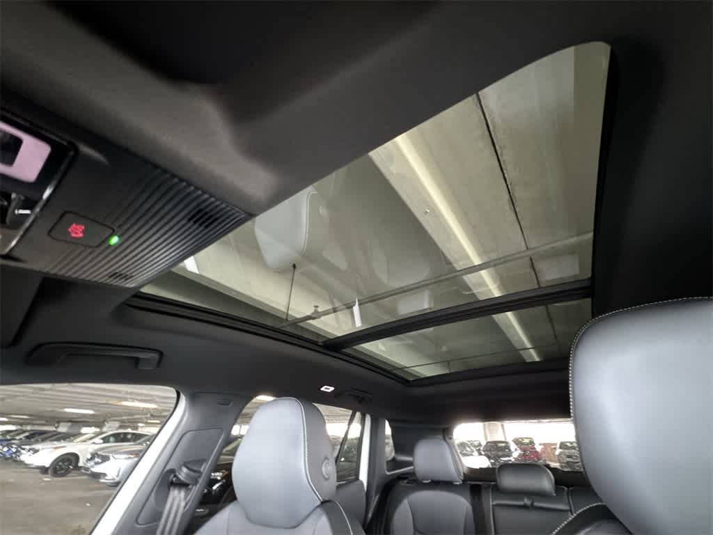 Thumbnail: 2026 Volkswagen Tiguan - 17