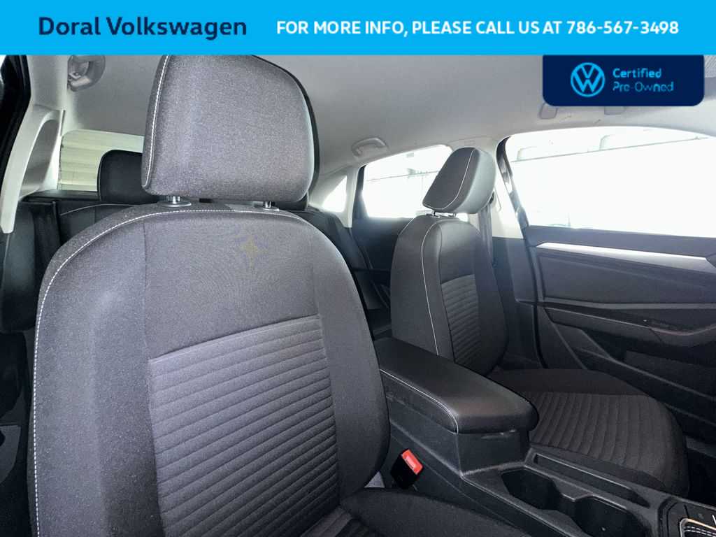 Thumbnail: 2023 Volkswagen Jetta - 27