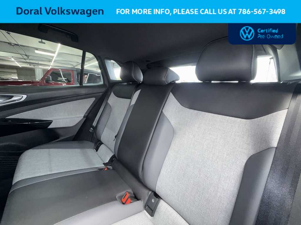 Thumbnail: 2023 Volkswagen ID.4 - 22