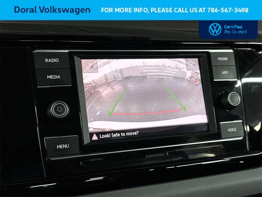 Thumbnail: 2023 Volkswagen Taos - 19