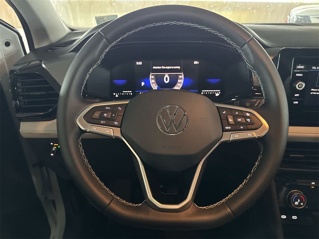 Thumbnail: 2025 Volkswagen Taos - 15