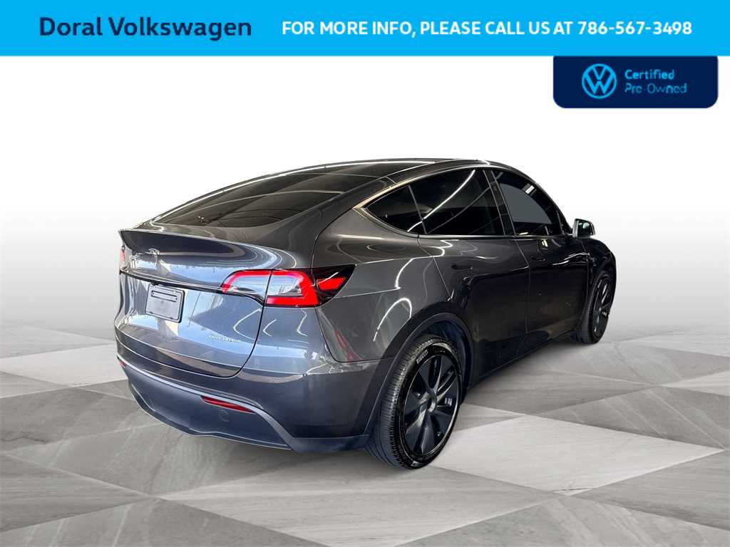 Thumbnail: 2025 Tesla Model Y - 8