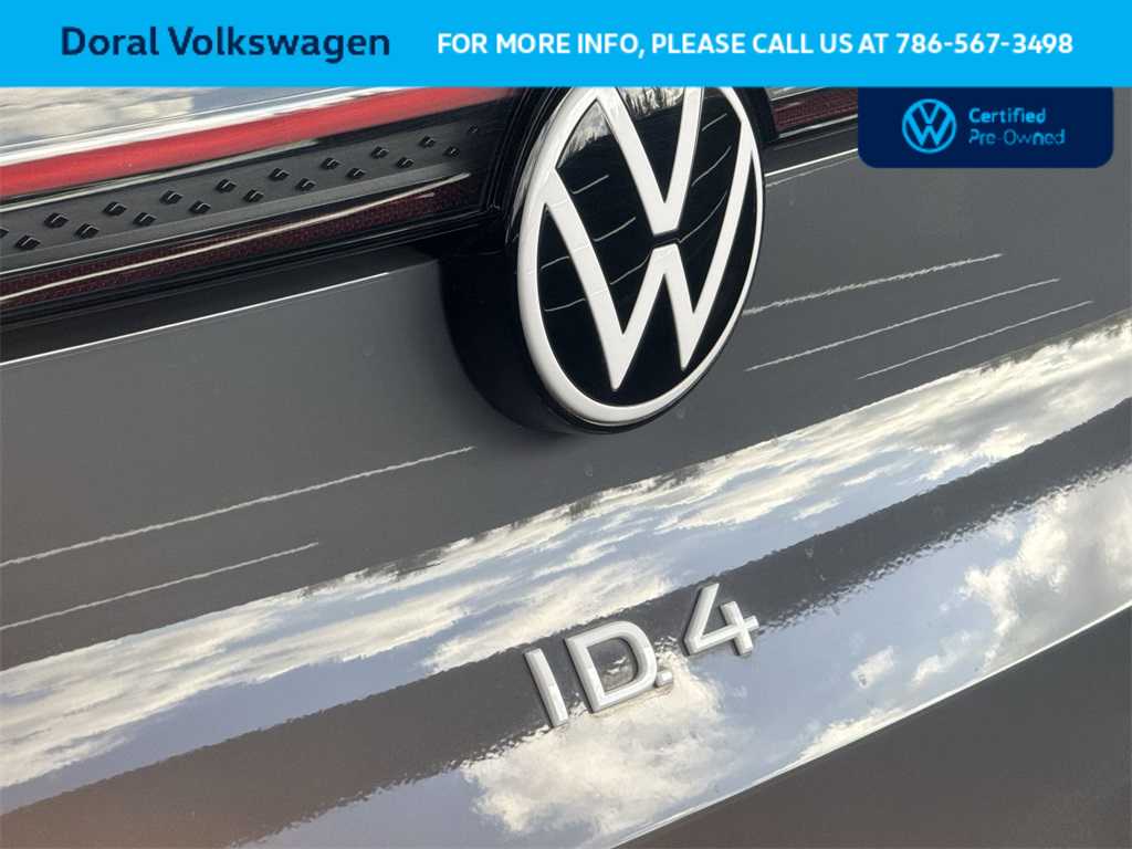 Thumbnail: 2023 Volkswagen ID.4 - 10