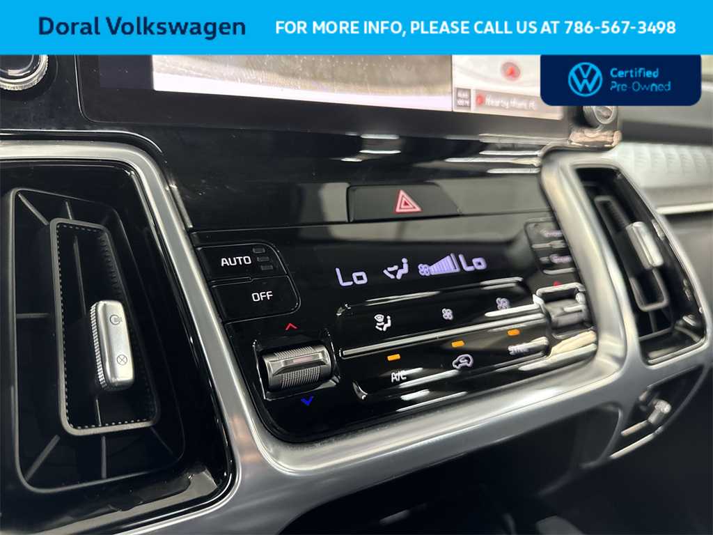 Thumbnail: 2023 Kia Sorento - 20