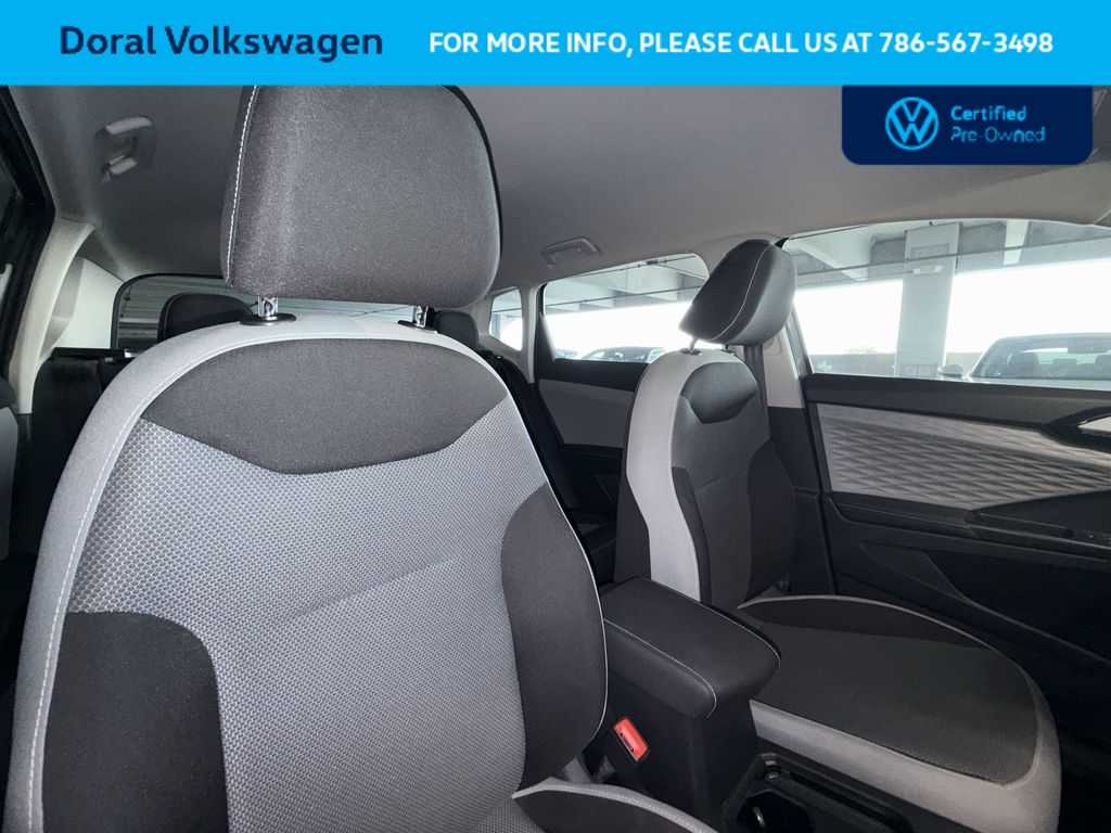 Thumbnail: 2024 Volkswagen Taos - 27