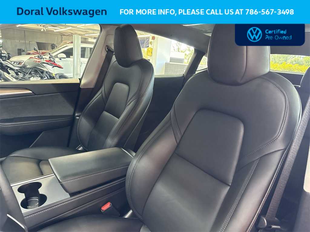 Thumbnail: 2025 Tesla Model Y - 14