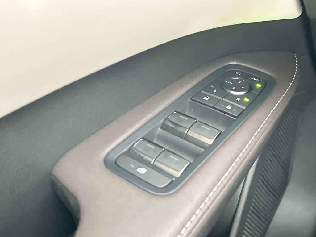 Thumbnail: 2024 Lexus RX - 17