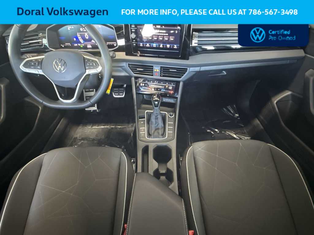 Thumbnail: 2025 Volkswagen Jetta - 24