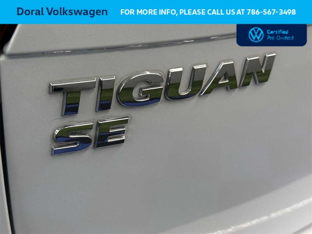 Thumbnail: 2018 Volkswagen Tiguan - 10