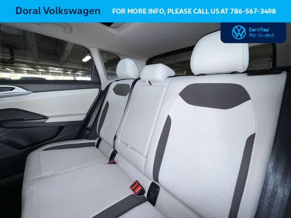 Thumbnail: 2025 Volkswagen Taos - 22