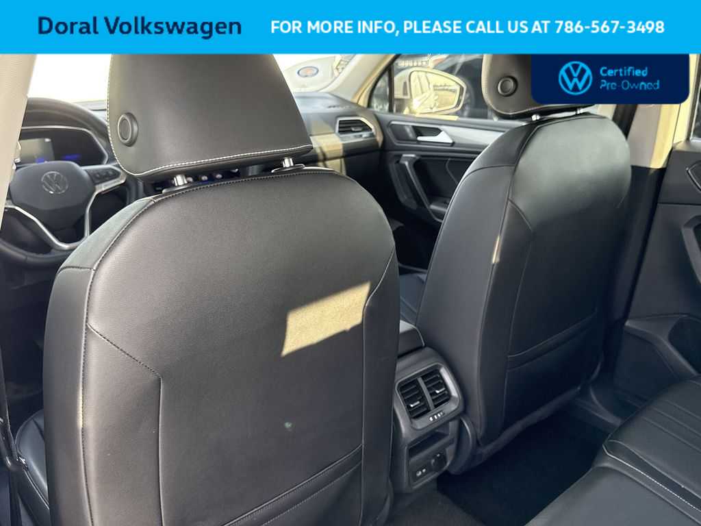 Thumbnail: 2023 Volkswagen Tiguan - 23