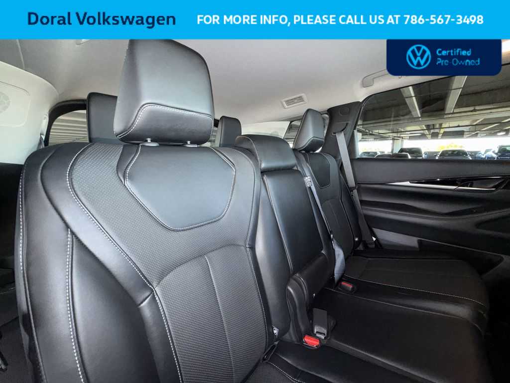 Thumbnail: 2023 INFINITI QX60 - 26