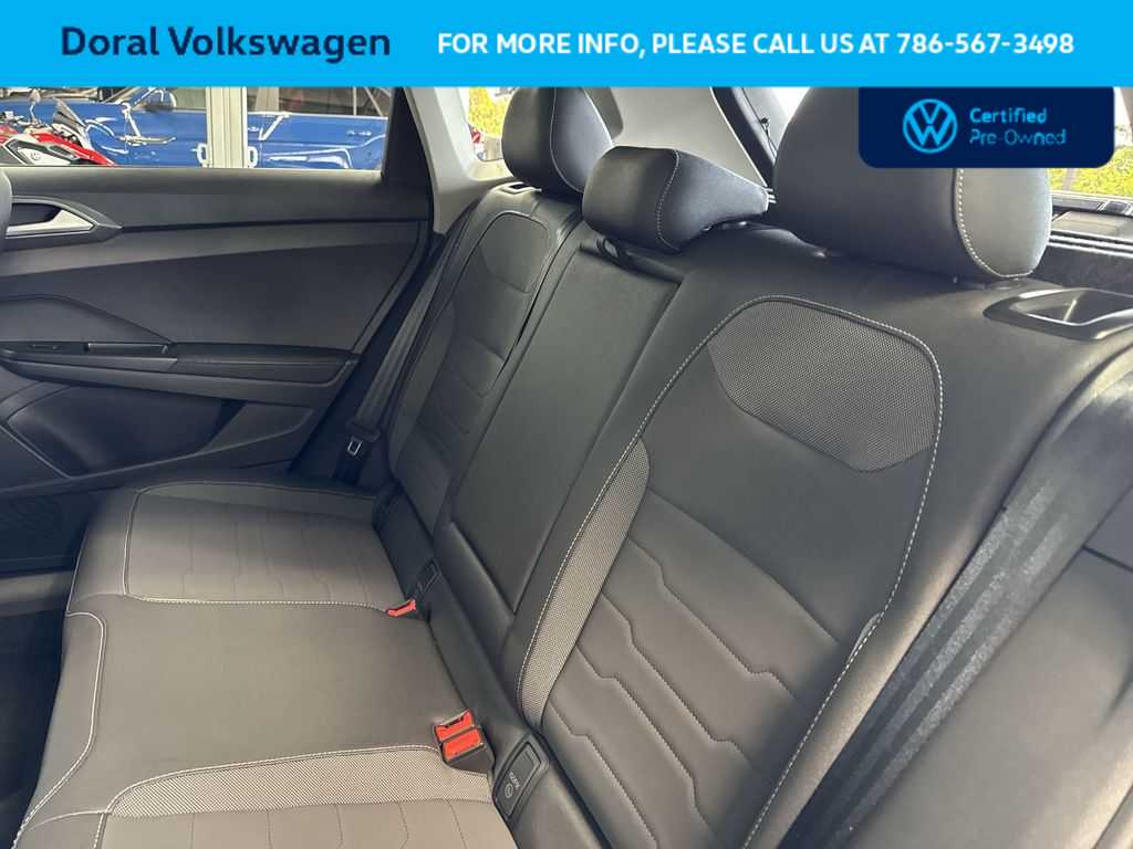 Thumbnail: 2025 Volkswagen Taos - 22