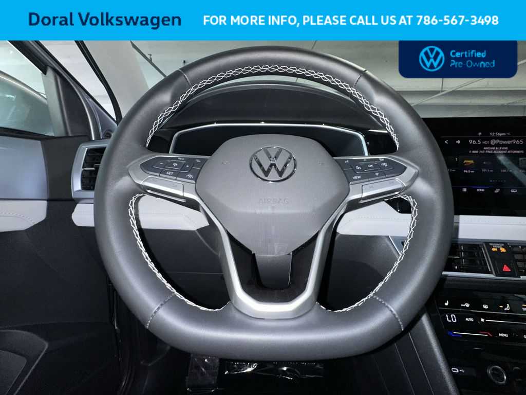 Thumbnail: 2025 Volkswagen Taos - 15