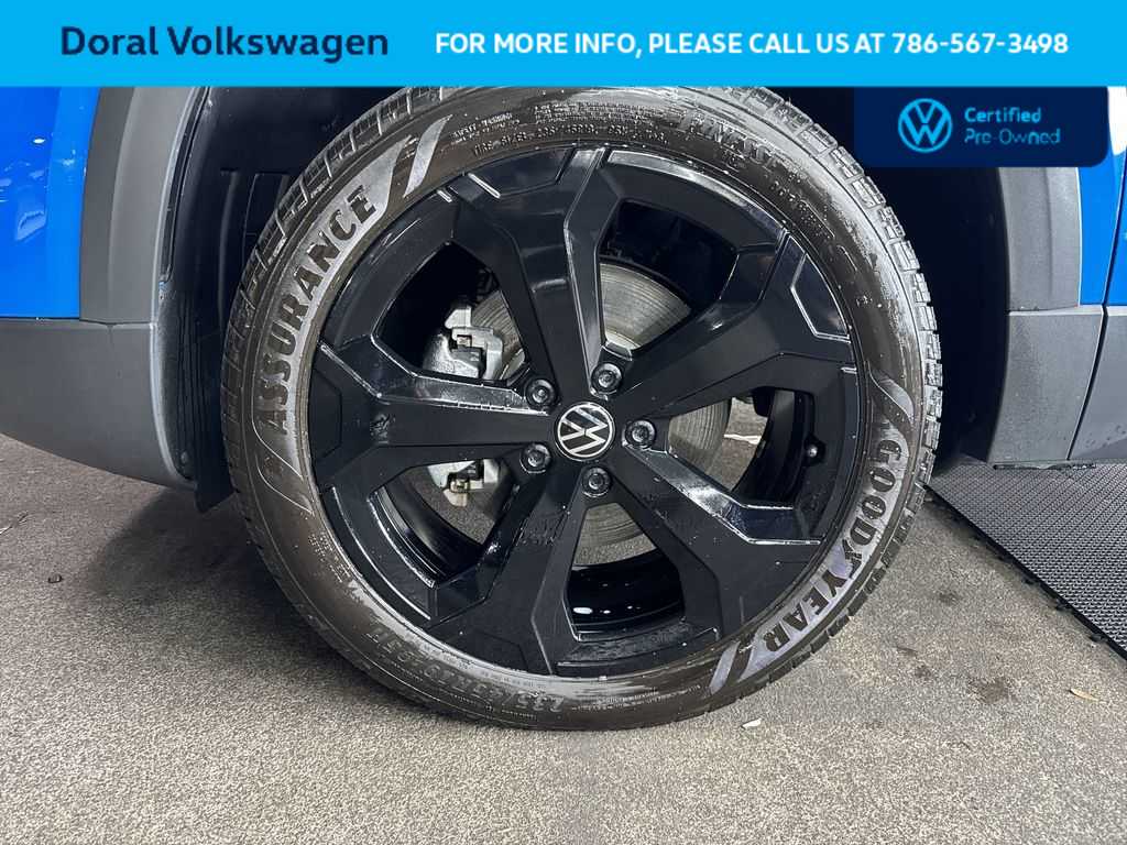 Thumbnail: 2025 Volkswagen Taos - 10