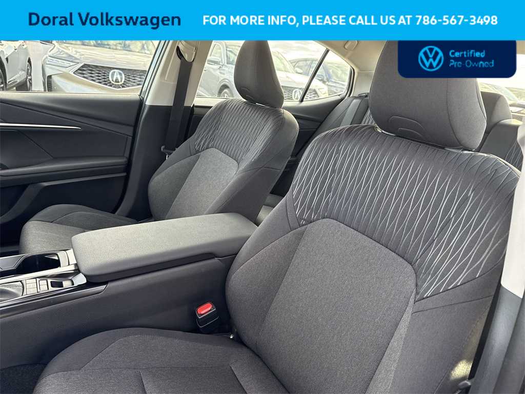 Thumbnail: 2025 Toyota Camry - 14