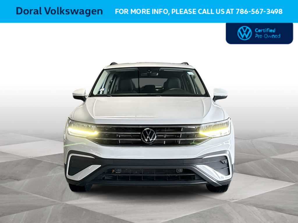 Thumbnail: 2023 Volkswagen Tiguan - 3