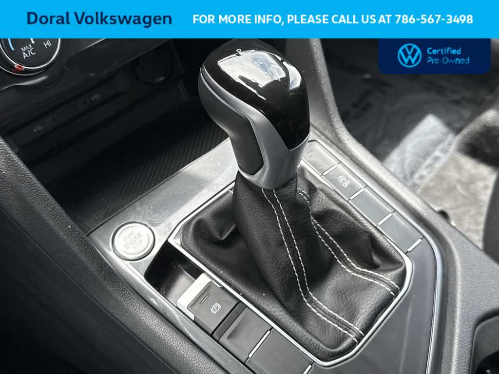 Thumbnail: 2024 Volkswagen Tiguan - 21