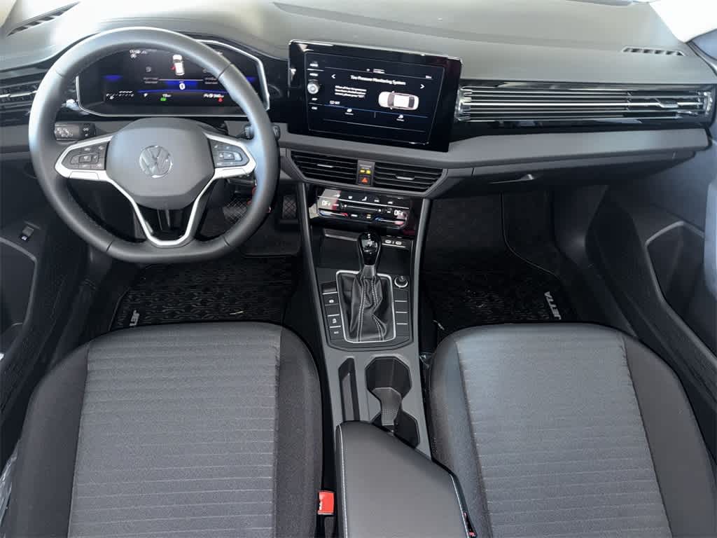 Thumbnail: 2025 Volkswagen Jetta - 24