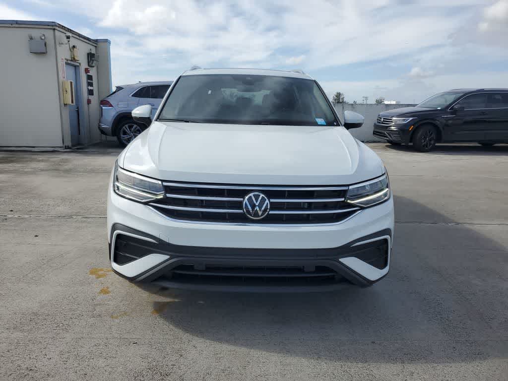 Thumbnail: 2024 Volkswagen Tiguan - 10