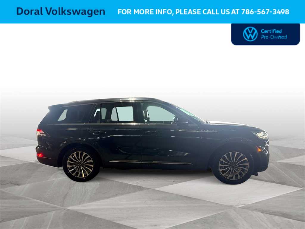 Thumbnail: 2021 Lincoln Aviator - 9