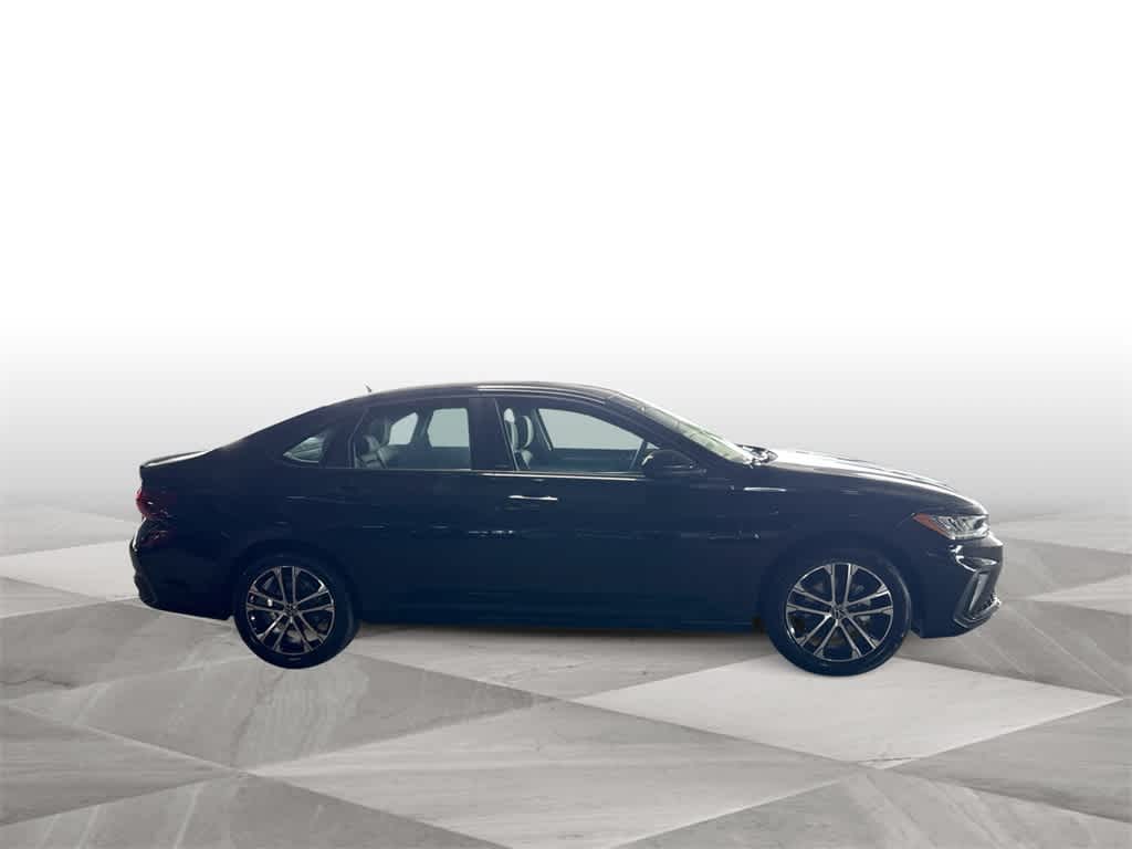 Thumbnail: 2025 Volkswagen Jetta - 9