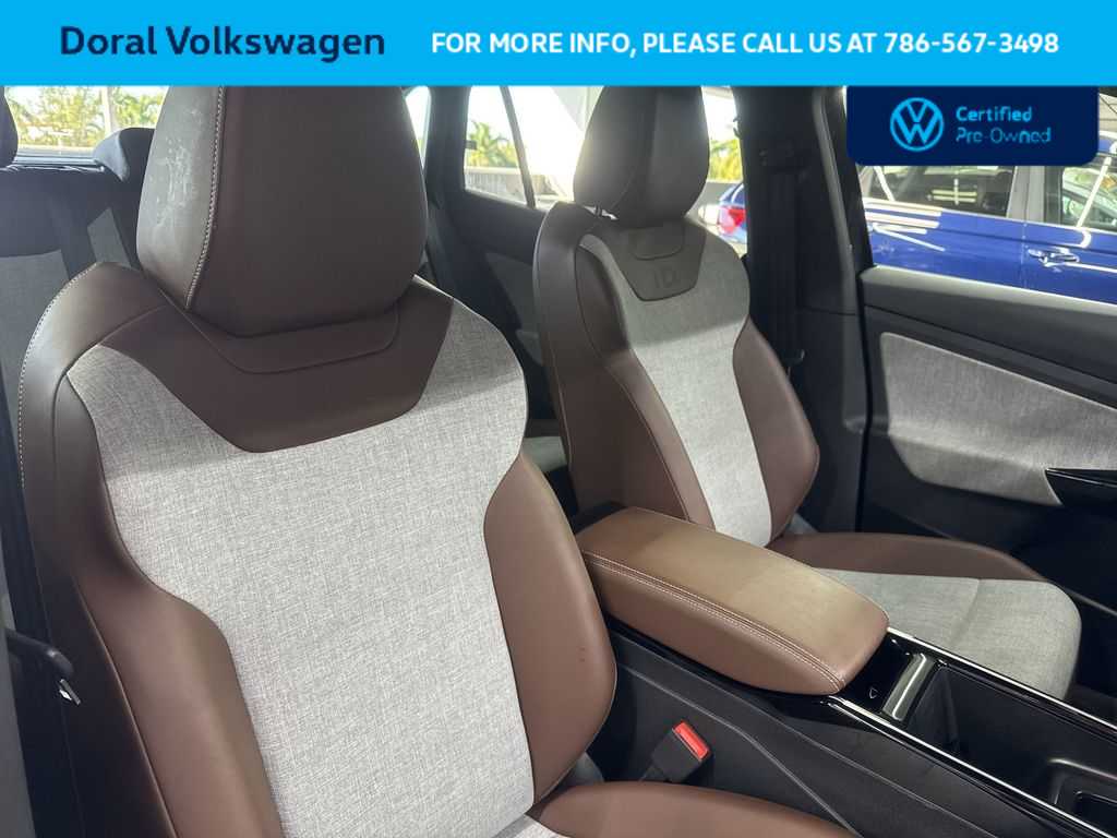Thumbnail: 2023 Volkswagen ID.4 - 25